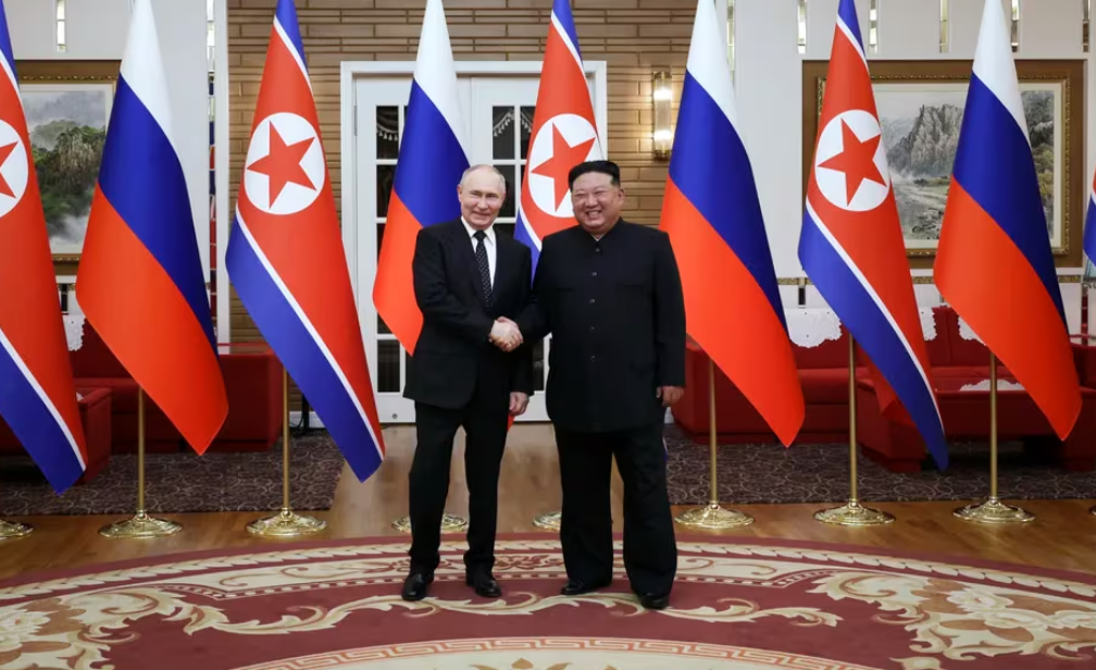 Vladimir Putin y Kim Jong-un firmaron un acuerdo de “asociación estratégica” que prevé asistencia mutua en caso de agresión